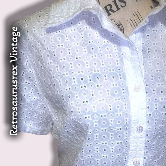 VINTAGE rockabilly white eyelet lace collared button up shirt, 12P large - Picture 4 of 5
